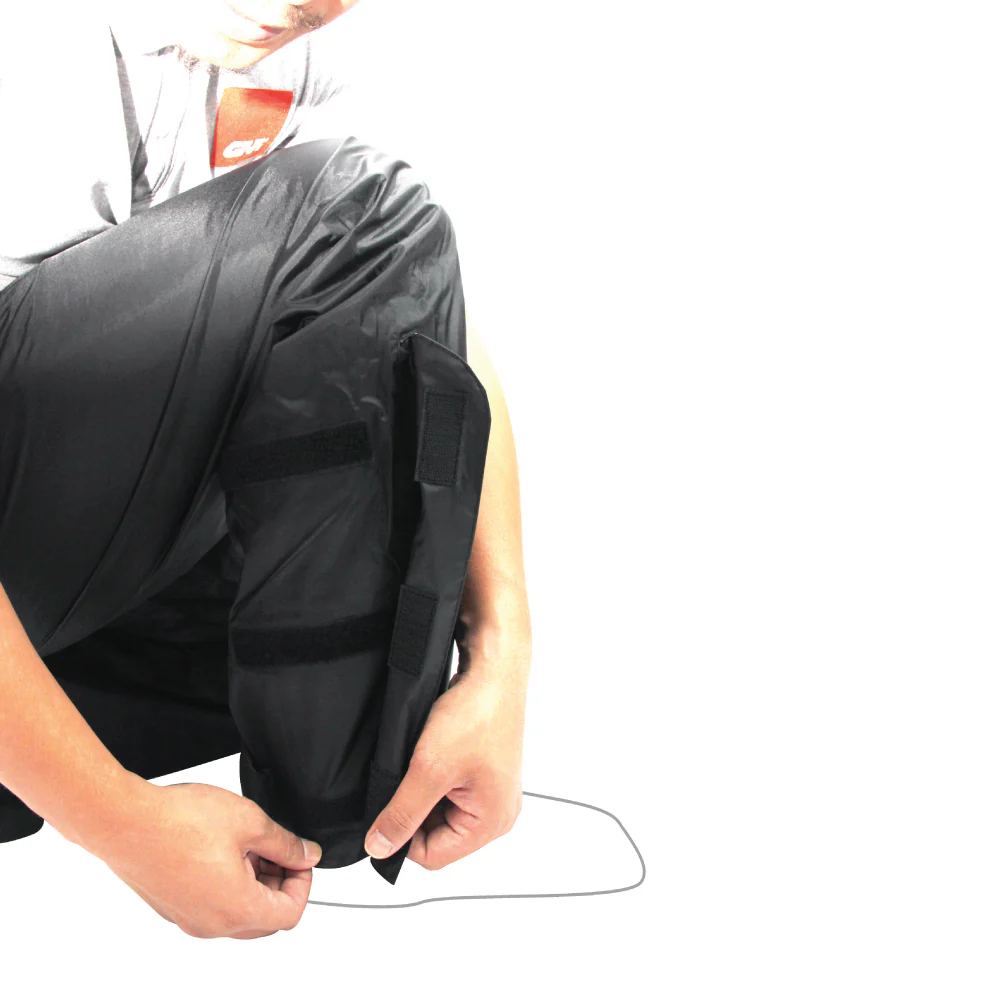 CRT01.AX  |  RAIN TROUSERS - Image 2